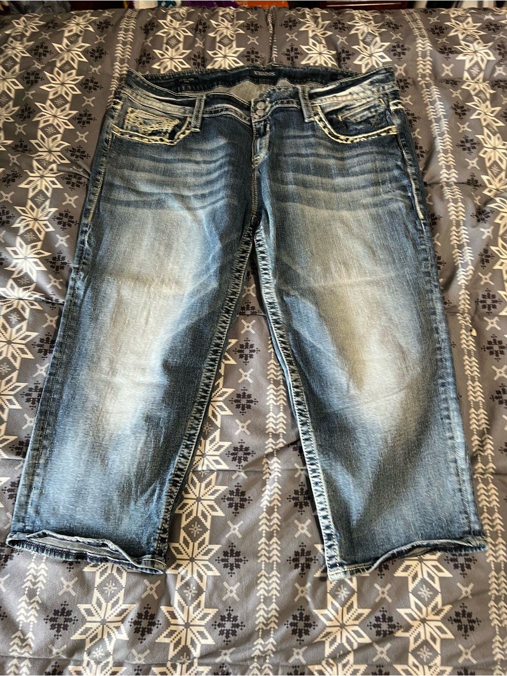 Vigoss Faded Light Blue Cropped Jeans